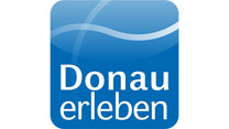 Logo der App "Donau erleben" mit Schriftzug vor einem blauen Hintergrund